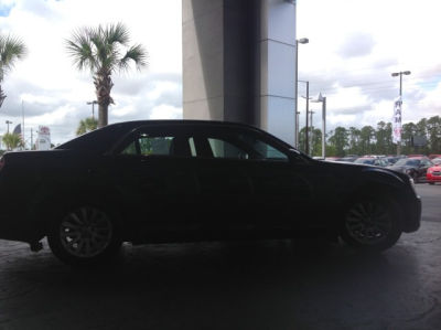 2013 Chrysler 300 Base