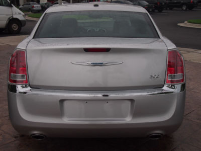 2012 Chrysler 300  Limited