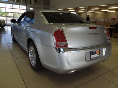 2012 Chrysler 300 Limited