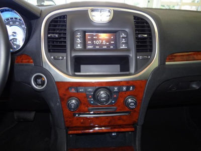 2012 Chrysler 300 Limited