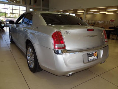 2012 Chrysler 300 Limited