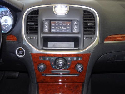 2012 Chrysler 300 Limited