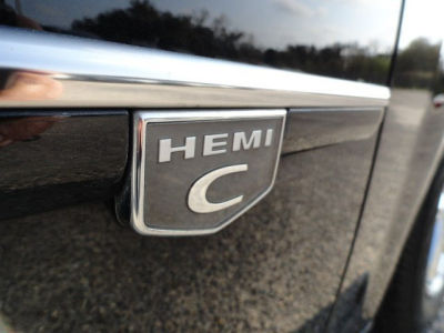 2010 Chrysler 300  300C Hemi