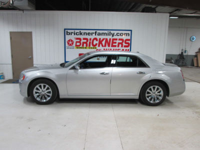 2012 Chrysler 300  Limited