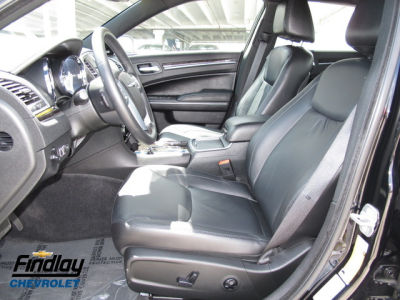 2011 Chrysler 300 Limited