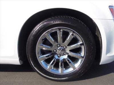 2012 Chrysler 300 Limited