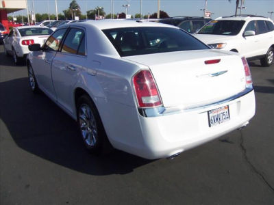 2012 Chrysler 300 Limited