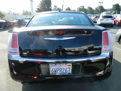 2012 Chrysler 300  Limited