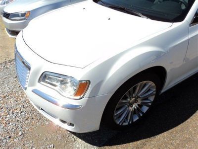 2012 Chrysler 300 Limited
