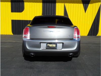 2012 Chrysler 300 Base
