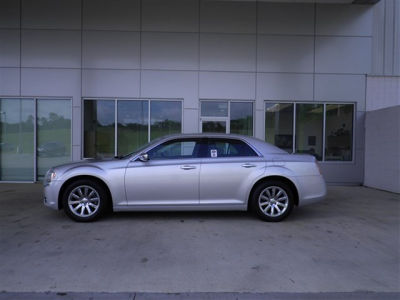 2012 Chrysler 300 Limited