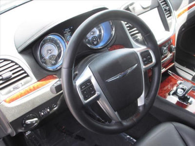 2012 Chrysler 300  Limited