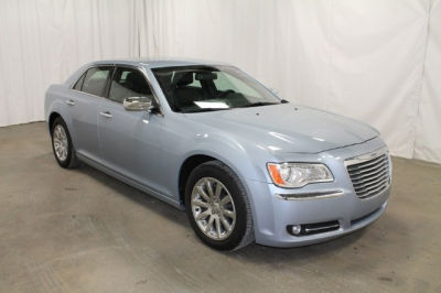 2012 Chrysler 300 Limited