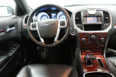 2012 Chrysler 300 Limited