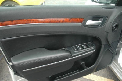 2012 Chrysler 300  Limited