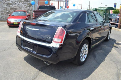 2012 Chrysler 300 Limited