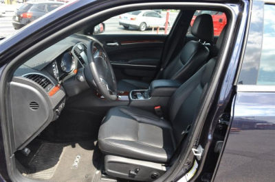 2012 Chrysler 300 Limited