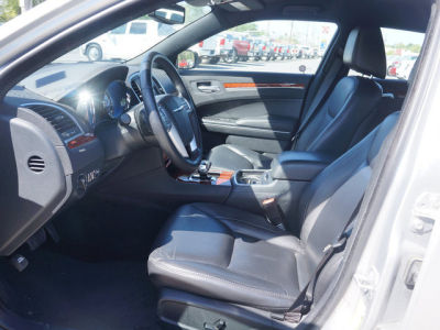 2012 Chrysler 300 Limited
