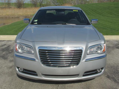 2012 Chrysler 300 Limited