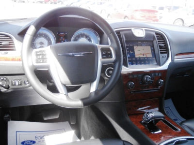 2012 Chrysler 300 Limited