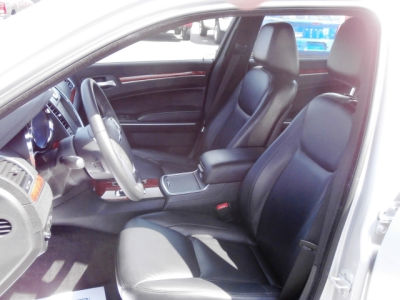 2012 Chrysler 300 Limited