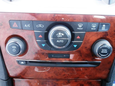 2012 Chrysler 300 Limited
