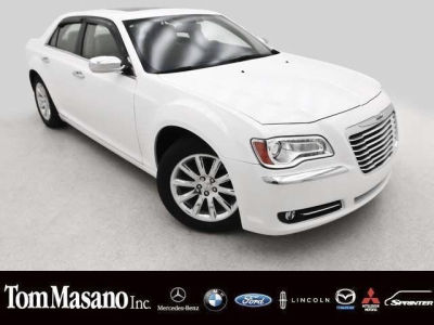 2012 Chrysler 300  Limited