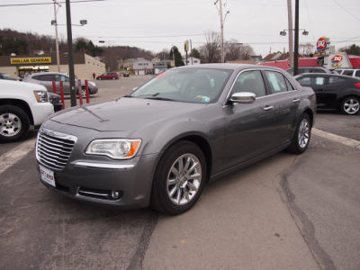 2012 Chrysler 300  Limited