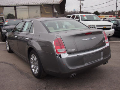 2012 Chrysler 300  Limited