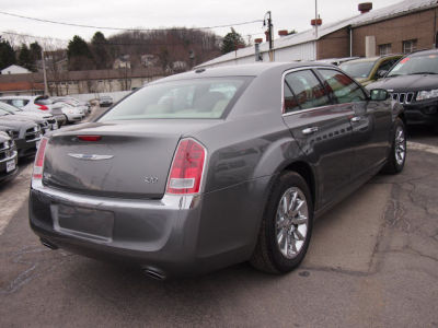 2012 Chrysler 300  Limited