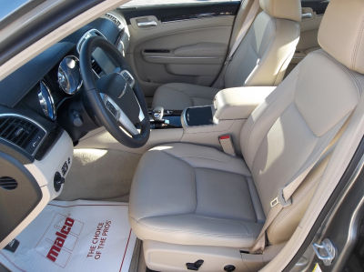 2012 Chrysler 300 Limited
