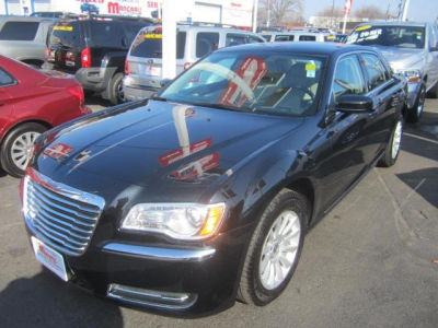 2013 Chrysler 300  Base