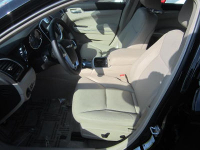 2013 Chrysler 300 Base