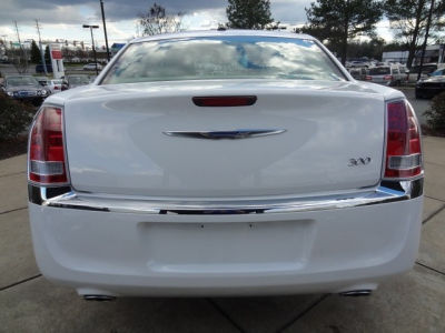 2011 Chrysler 300 Limited