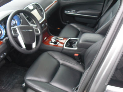 2012 Chrysler 300  Limited