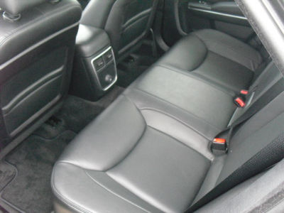 2012 Chrysler 300  Limited