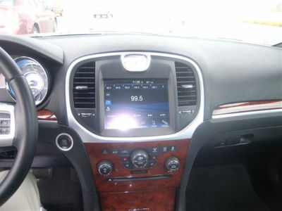 2012 Chrysler 300  Limited