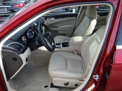 2012 Chrysler 300  Limited