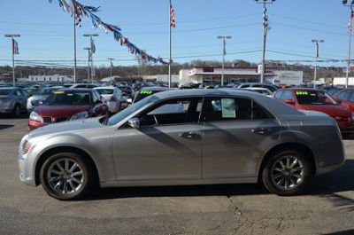2012 Chrysler 300  Limited