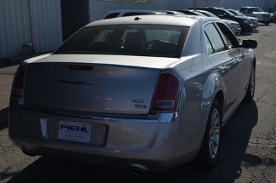 2012 Chrysler 300  Limited
