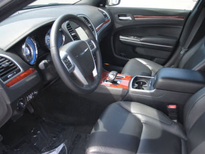 2012 Chrysler 300  Limited