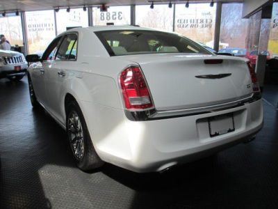 2012 Chrysler 300  Limited