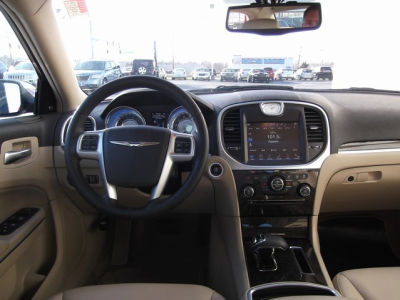 2012 Chrysler 300  Limited