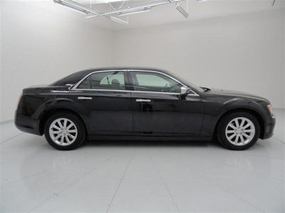 2012 Chrysler 300  Limited