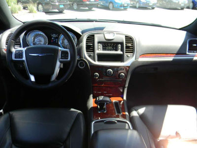 2012 Chrysler 300  Limited