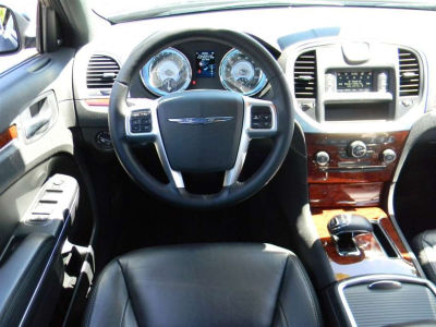 2012 Chrysler 300  Limited