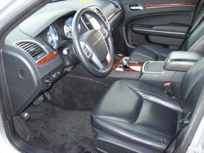 2012 Chrysler 300  Limited