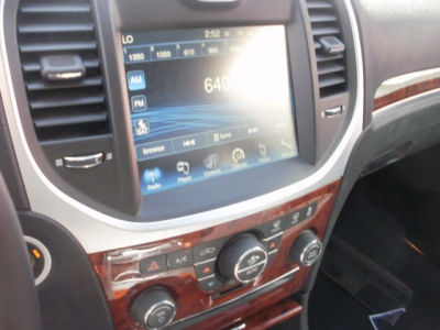 2012 Chrysler 300  Limited