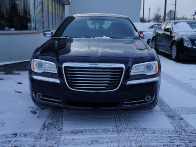 2012 Chrysler 300  Limited