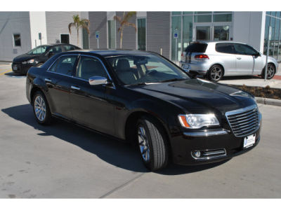 2012 Chrysler 300  Limited